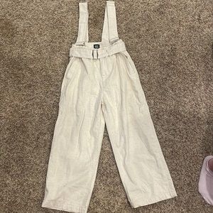 Urban outfitters size small overalls